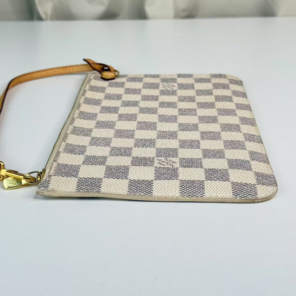 Louis Vuitton Clutch Damier Azur - Picture 4 of 8